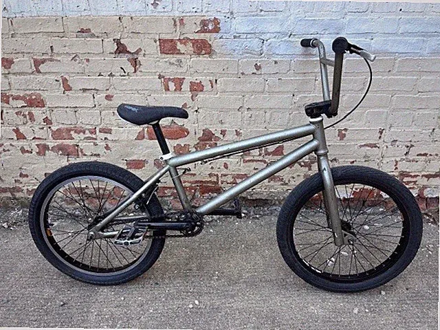 Kink Industries Volte 20" BMX/Flatland Bicycle